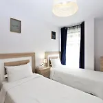 Centre Puccini Apartment *