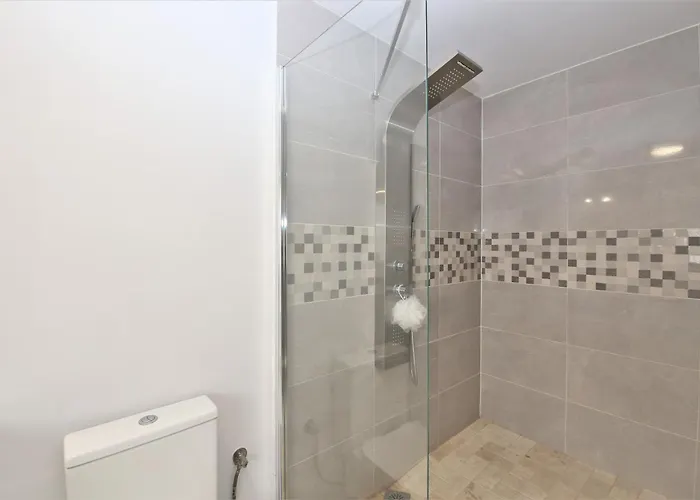 Centre Puccini * Эстепона